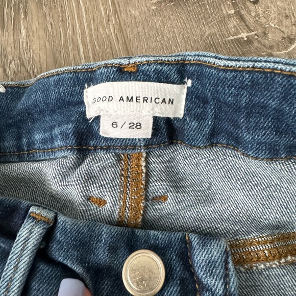 Good American raw Jeans Size 6/28 - Picture 4 of 5